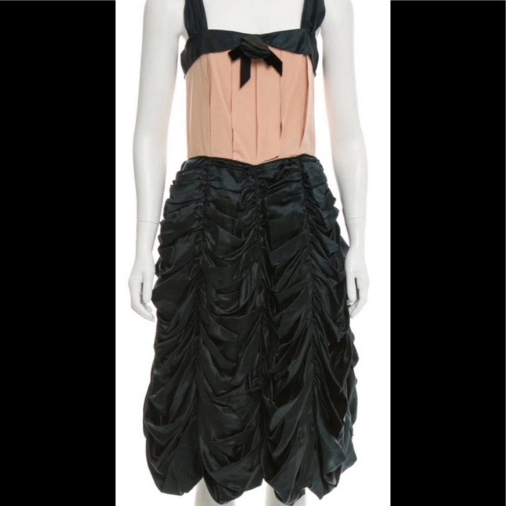 Marc Jacobs Ruched Silk Dress - Size 8 - EUC